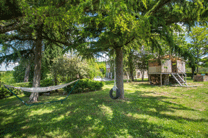 hammock in garden villa palombaraumbria