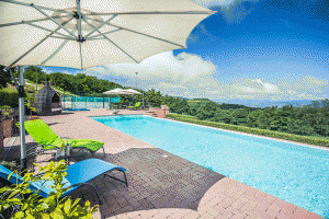 pool-tennis villa palombaraumbria