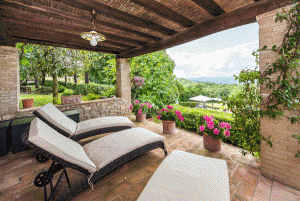 sun loungers villa palombaraumbria